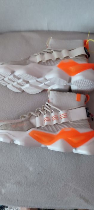 Adidas  gheata măr 43