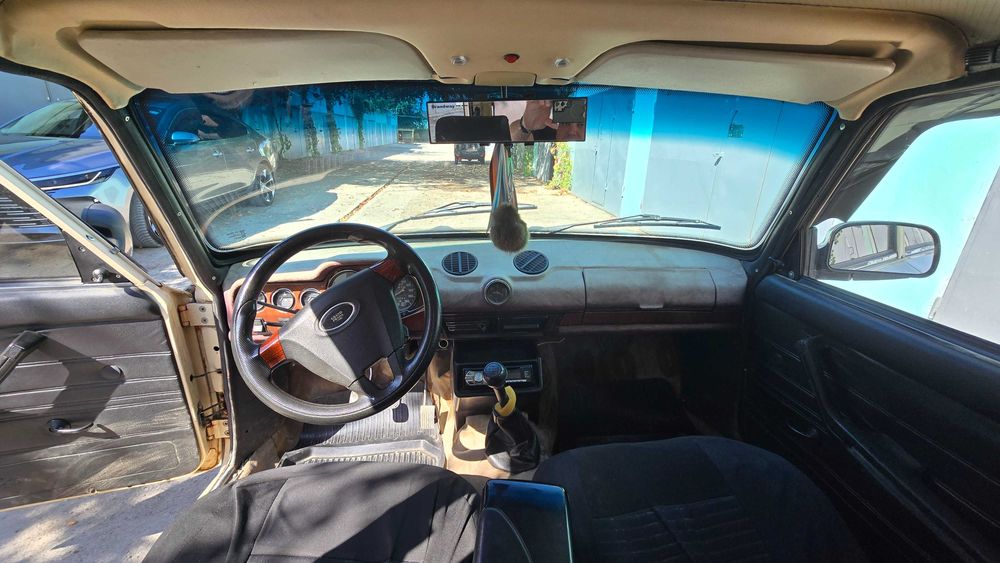 ВАЗ
Модель - 21011