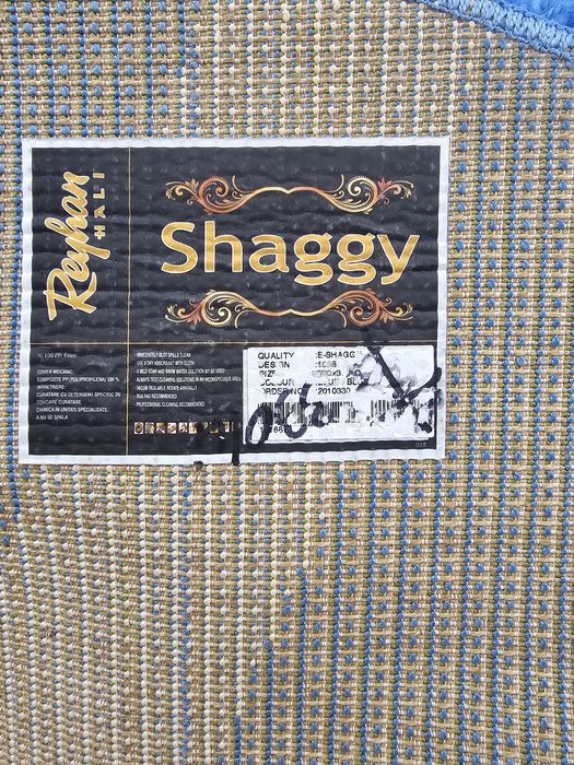 Vând Covor Pufos tip Shaggy