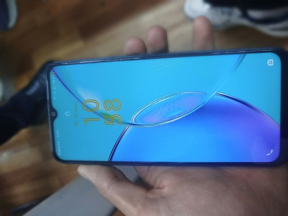 Vivo y17s в идеальном состоянии
