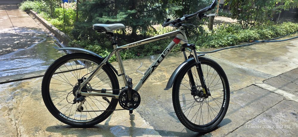 XDS  MX 330 madel  srochna sotiladi