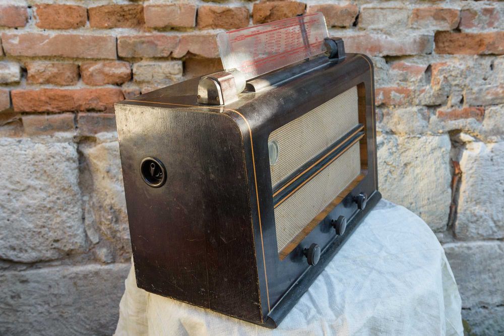 Philips 845U Лампов радиоприемник