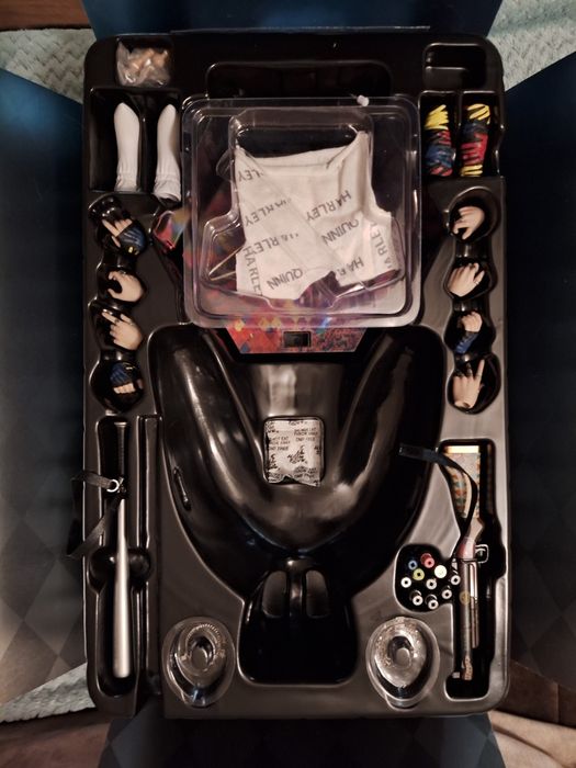 Фигура Harley Quinn (Birds of prey)