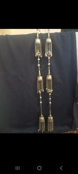 Ескі күміс бұйымдары сатылады