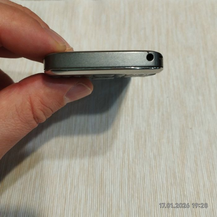 Телефон Nokia Е72