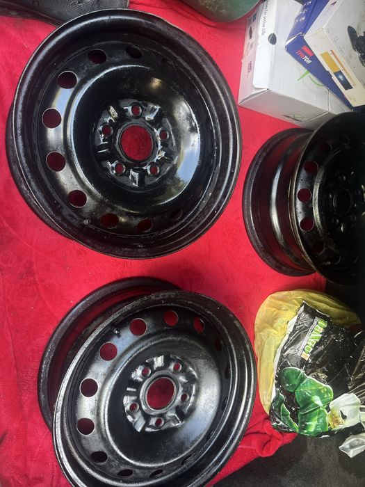 Продам диск штамп R15 4шт