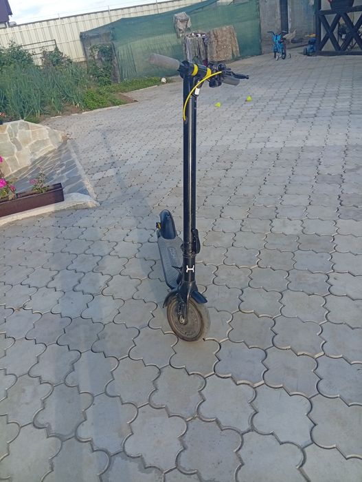 Trotineta electrica perfect funcțională