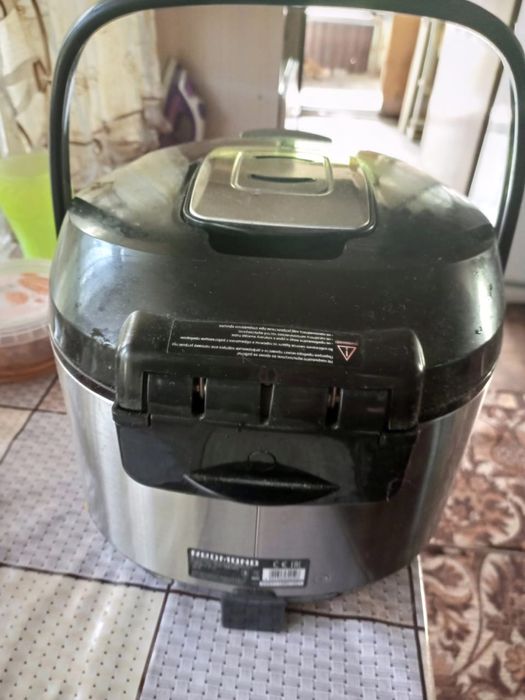 Продам мультиварку
