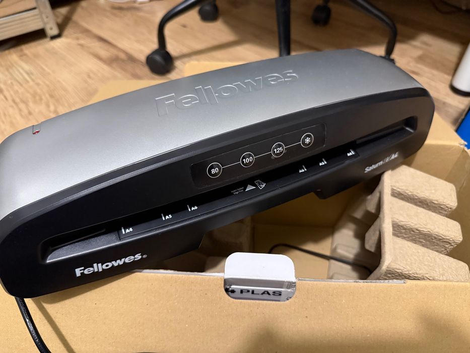Laminator Fellowes Saturn 3i A4