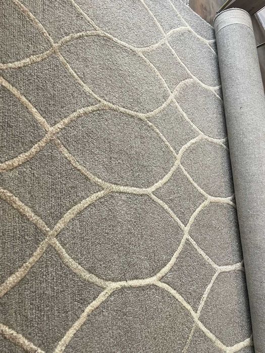 Варна! Вълнен килим - размер 154Х240