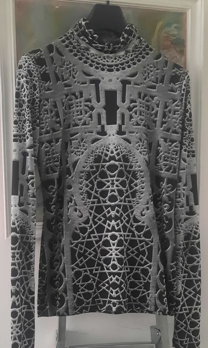 Предлагам блузи на 29  Desires.