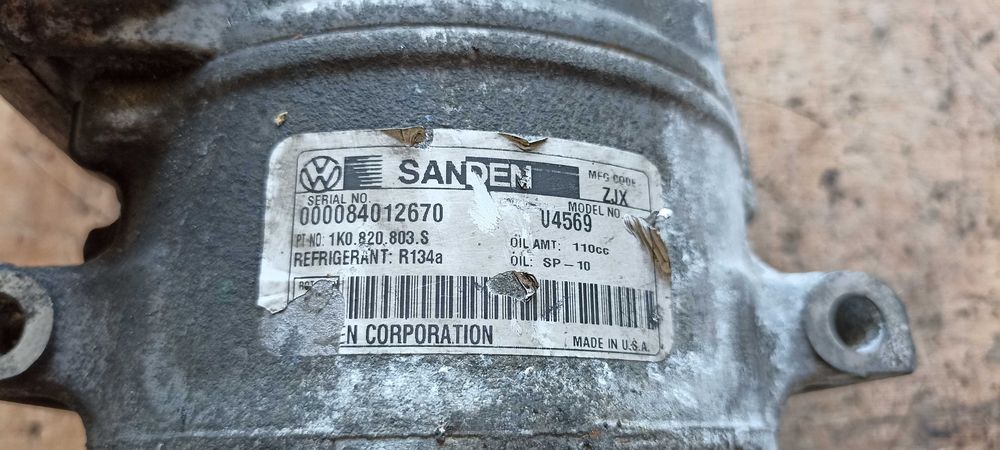 Compresor AC 1K0820803S Audi TT Q3 Seat Skoda VW Tiguan