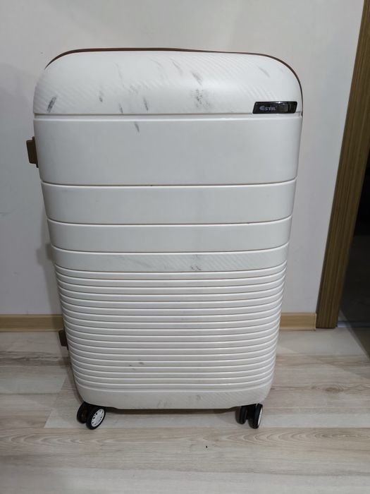 Куфар Estil Next Бежов – 76 см.- 2 години гаранция