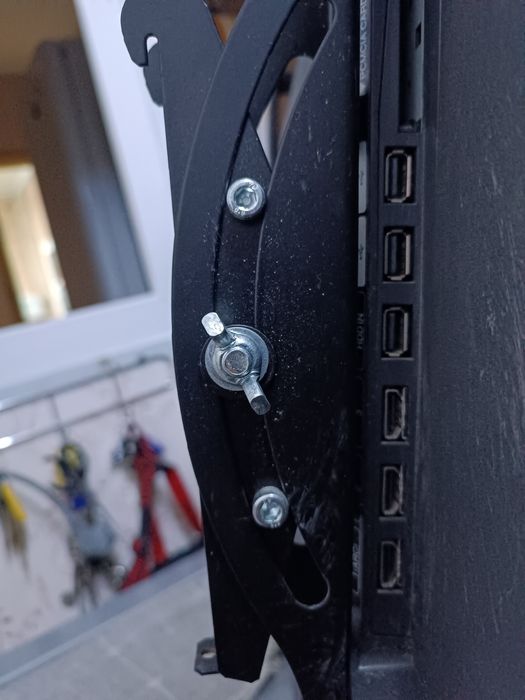 Срочно продам телевизор LG Смарт ТВ диагональ 107