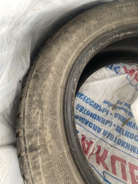 Продам резину 185/60/15