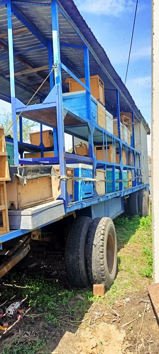 Прицеп пчеловодный