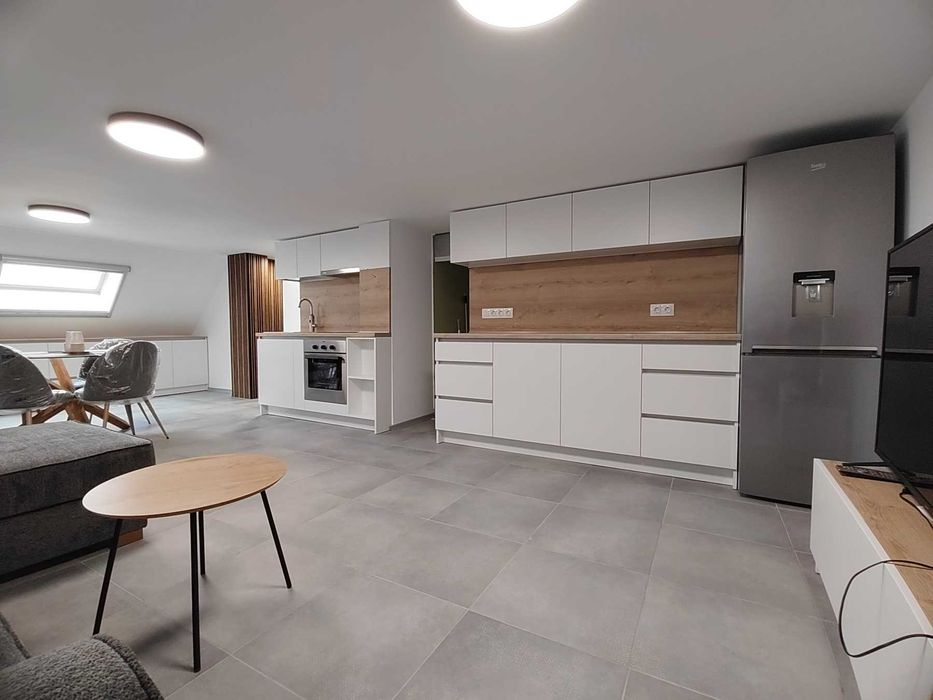 Възраждане двустаен апартамент обзаведен