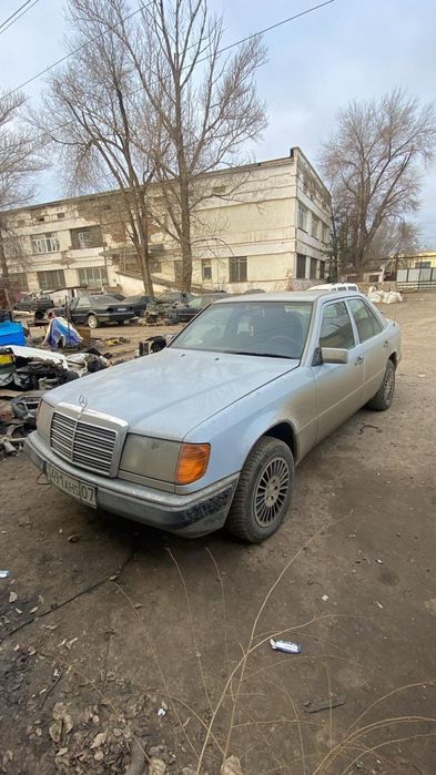 Продам Мерседес Е 200  124 кузов
