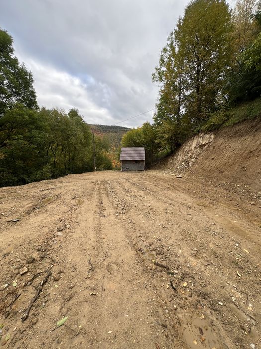 Teren de vanzare-Muntele Rece