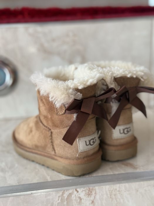 UGG originale fetite 25