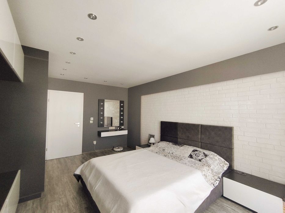 Тристаен апартамент във Vitosha apartments