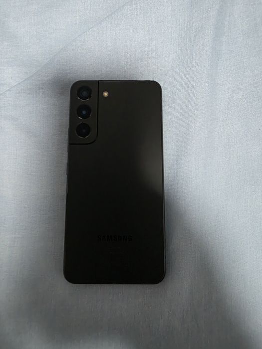 Samsung S22 запазен