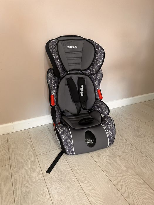 Продам коляску 3 в 1  25.000
