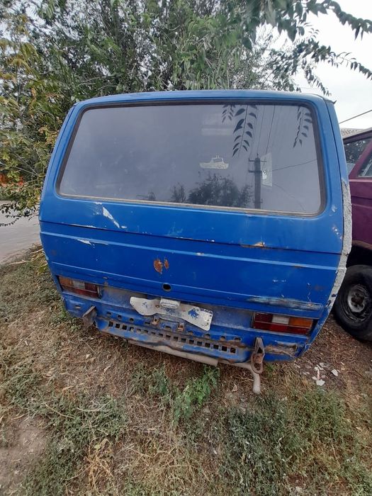 Продам машину бусик