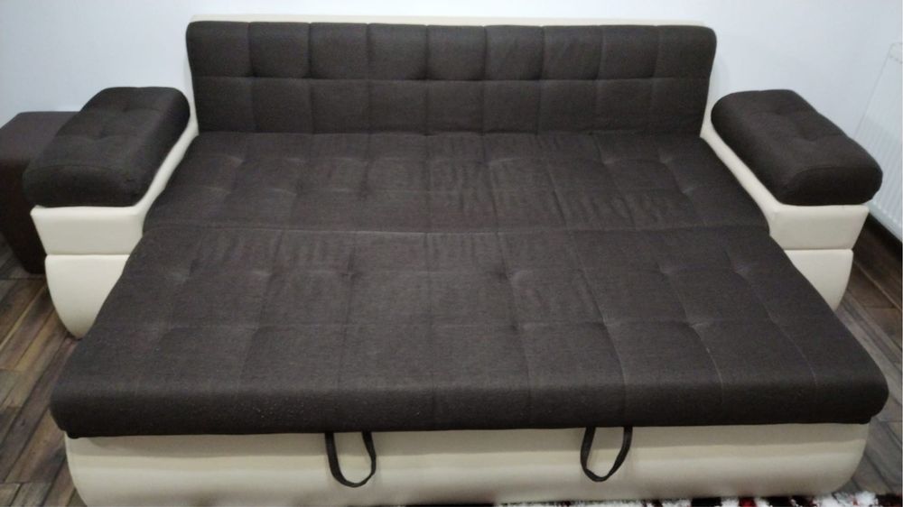 Canapea extensibilă