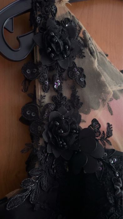 Абитуриентска рокля