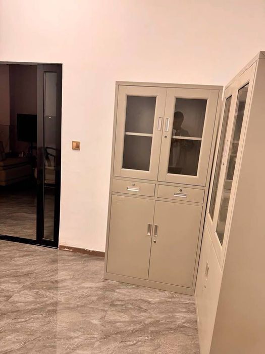 Qulflanadigan temir shkaf | Закрывающийся металлический шкаф/ arzon