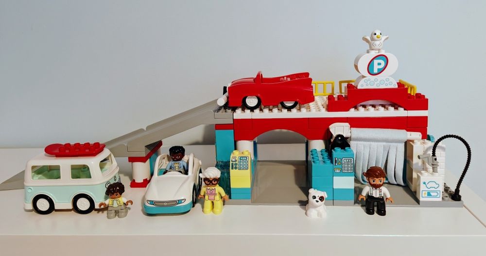 Lego duplo garaj + spălătorie (112 piese) )