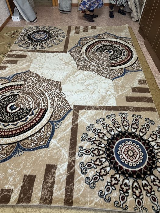 Абсолютно новый ковер