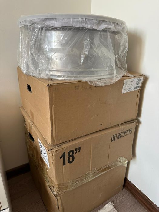 Диски 37 стиль новые в коробке.