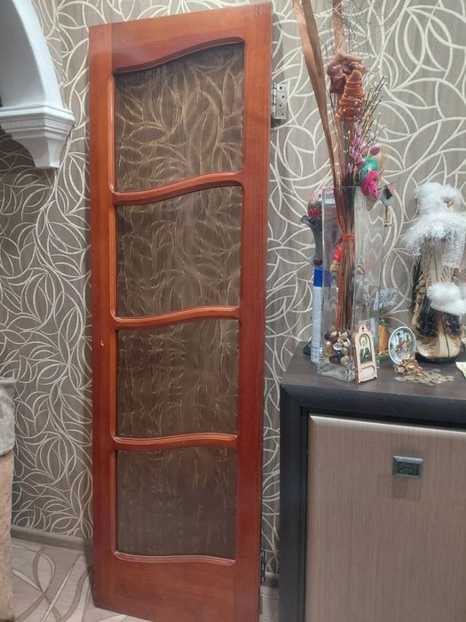 Продам межкомнатные двери
