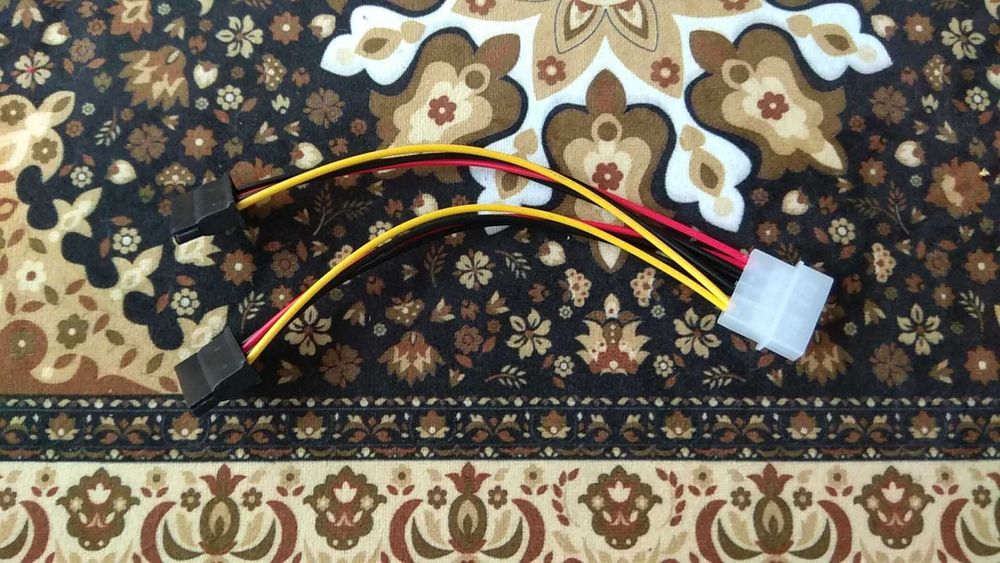 Переходник САТА на 2х Молекс, SATA to 2x Molex Сплиттер IDE