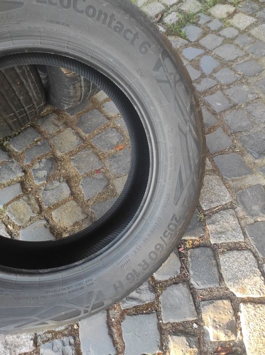 205/60/16 Continental 4бр.