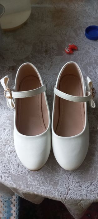 Обувь для девочки