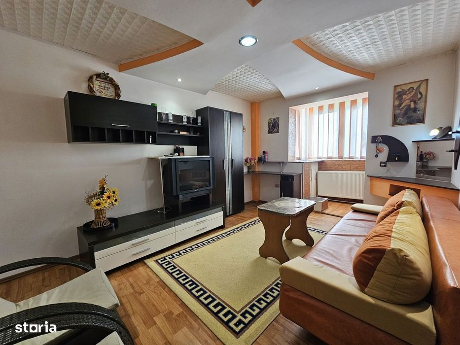 Apartament 2 camere decomandat etaj 2 zona Bejan