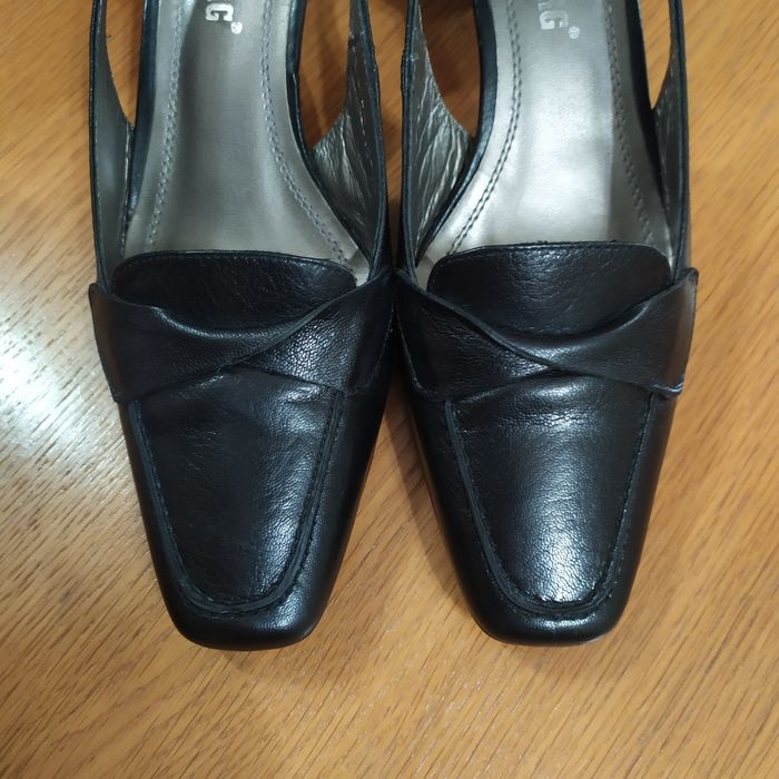 Кожаные туфли 36 размера