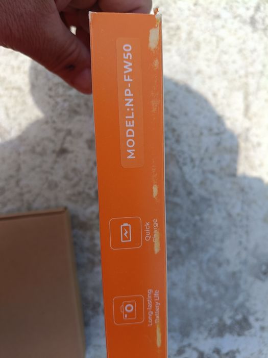 K-F CONCEPT Model NP-FW50 Încărcător +3Acumulatori