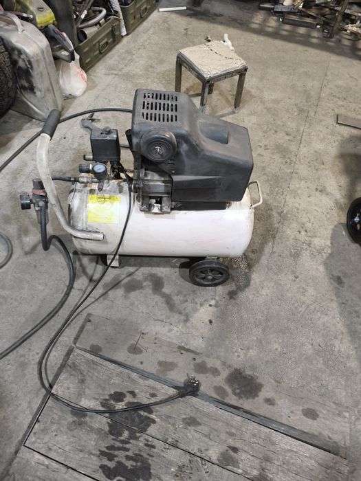 Продам компресор