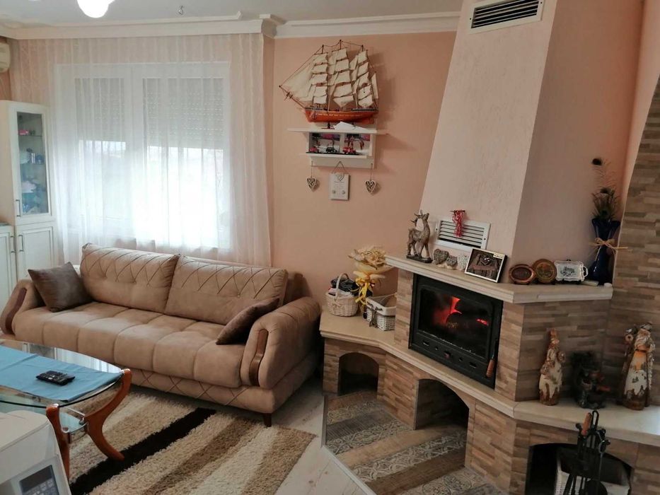 Продава се Къща в с. Кошарица, Област Бургас - 830 кв.м за 266 €/кв.м - Снимка #1