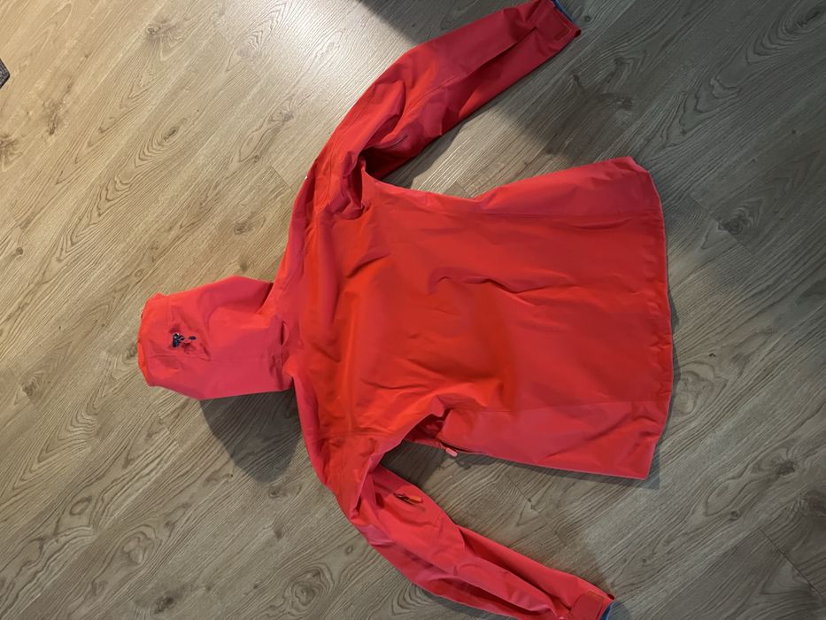 Vand geaca norrona goretex hardshell unisex