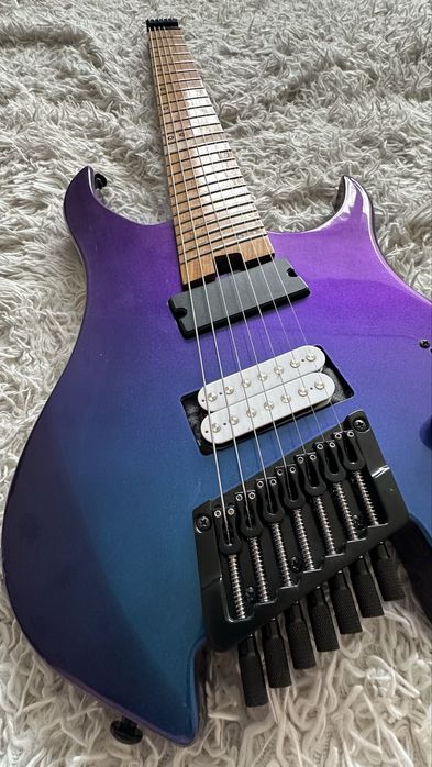 Семиструнная электрогитара