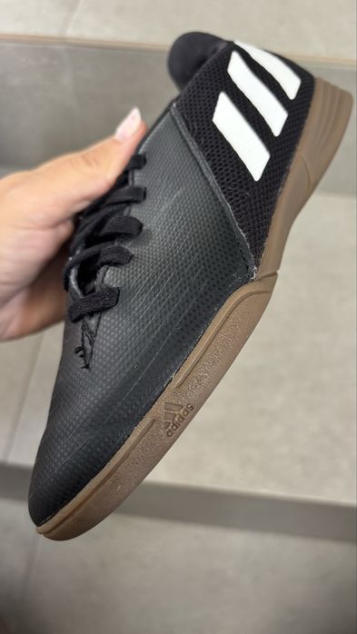 Детски Adidas Predator 32