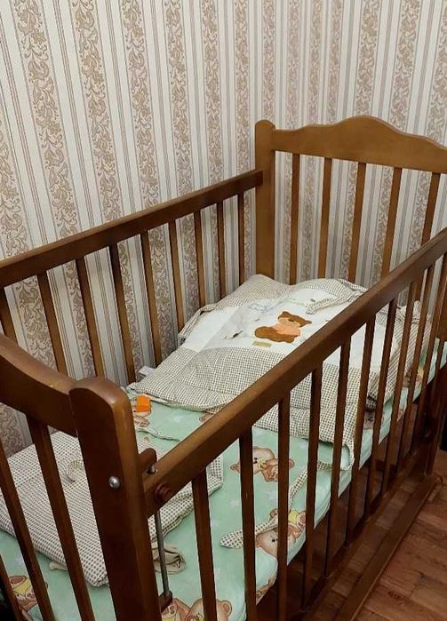 Детская кровать деревянная