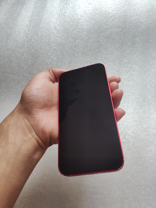 iPhone 13 128GB RED