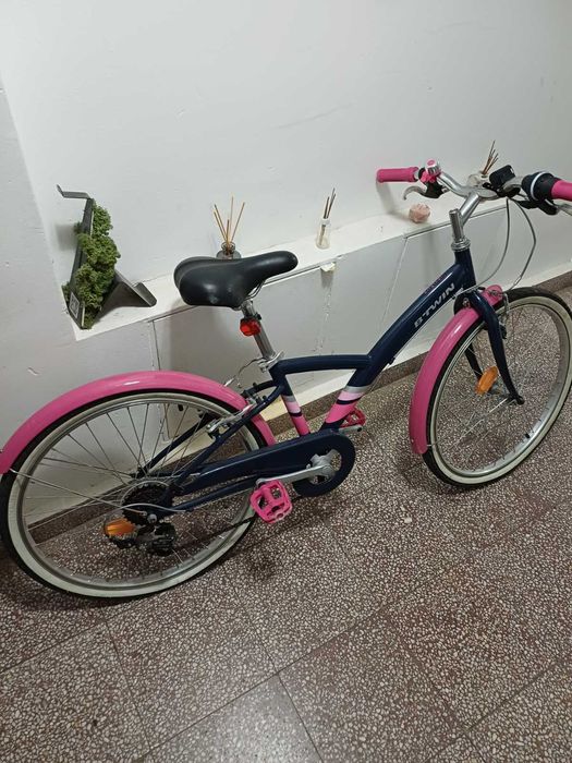 Продавам детски хибриден велосипед B'TWIN Original 24"
