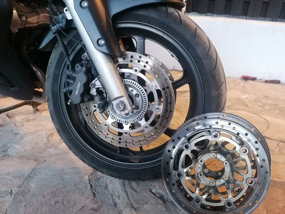 Honda vfr 800 crossrunner